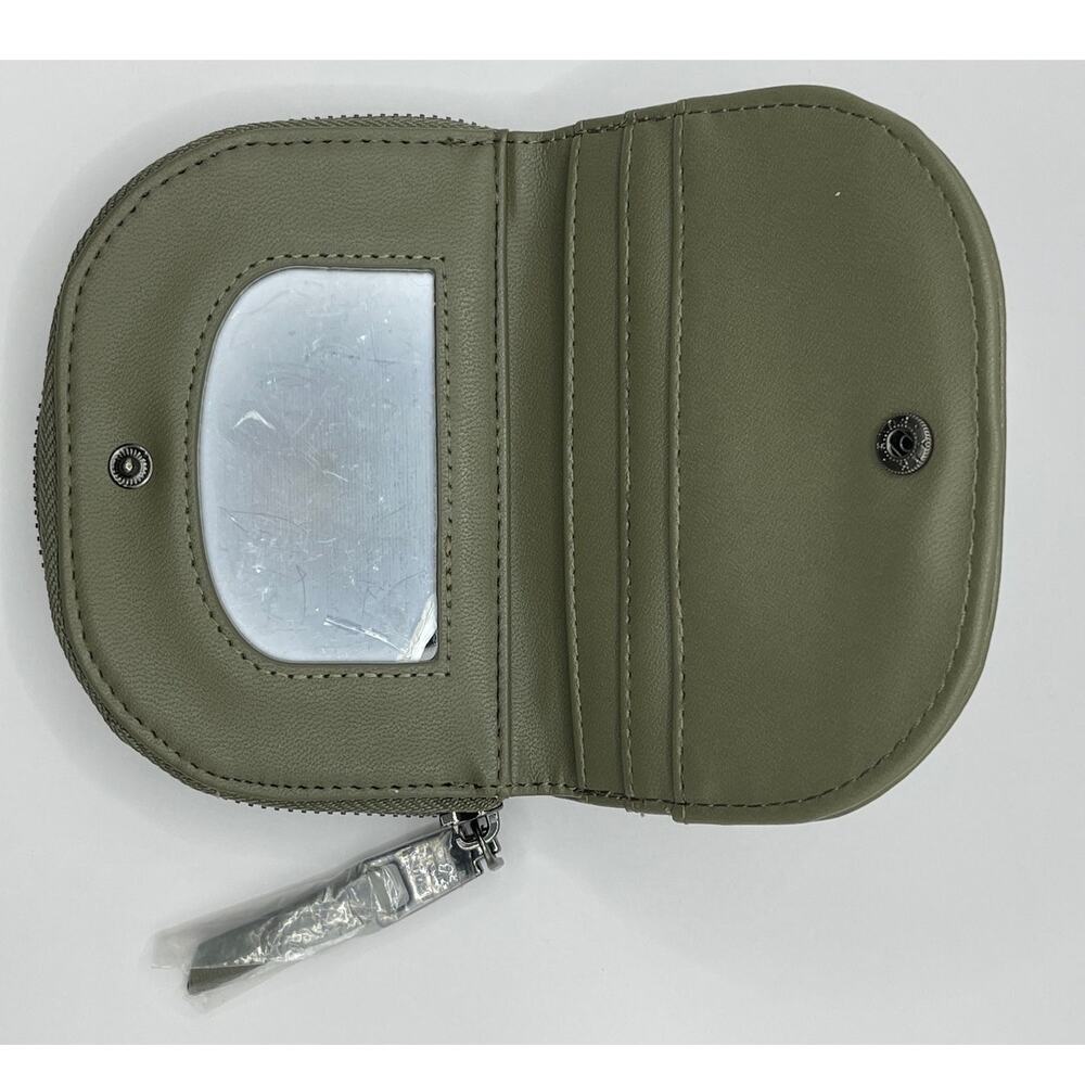 Steve Madden Zip Dome Wallet Coin Purse Olive Green NEW Faux Leather SM - Picture 2 of 5